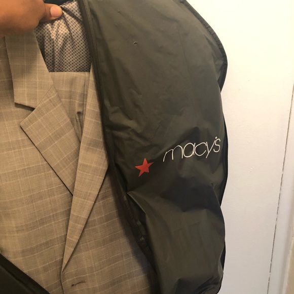 Men’s suits - Picture 1 of 13
